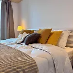 Casa *