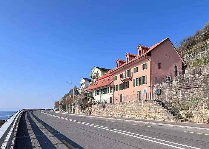Casa *